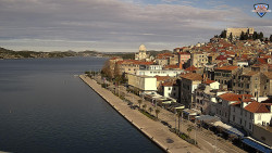 Nábřeží a město