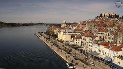 Nábřeží a město