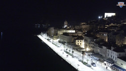 Nábřeží a město