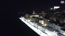 Nábřeží a město