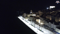 Nábřeží a město