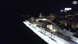 Nábřeží a město