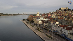 Nábřeží a město