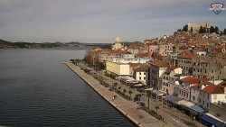 Nábřeží a město