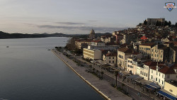 Nábřeží a město