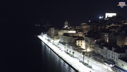 Nábřeží a město