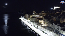 Nábřeží a město