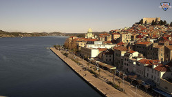 Nábřeží a město