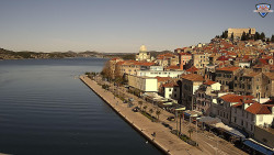 Nábřeží a město