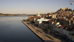 Nábřeží a město