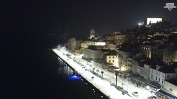 Nábřeží a město