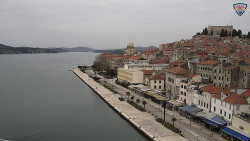 Nábřeží a město