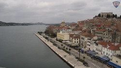 Nábřeží a město