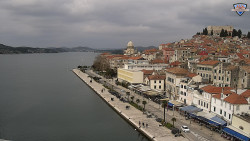 Nábřeží a město