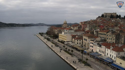 Nábřeží a město