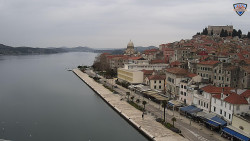 Nábřeží a město