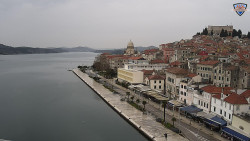 Nábřeží a město