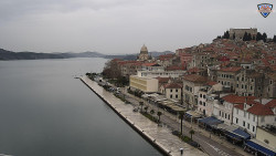 Nábřeží a město