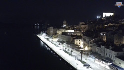 Nábřeží a město