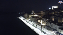 Nábřeží a město