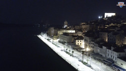 Nábřeží a město