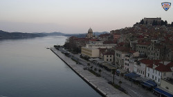 Nábřeží a město