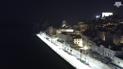 Nábřeží a město