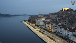 Nábřeží a město