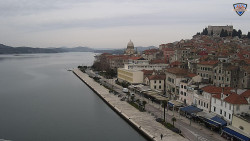 Nábřeží a město