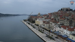 Nábřeží a město