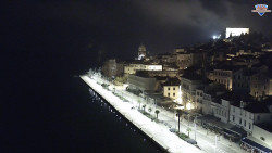 Nábřeží a město