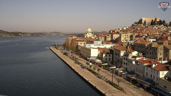 Nábřeží a město