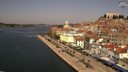 Nábřeží a město