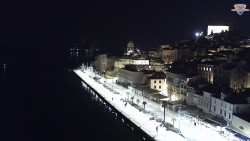 Nábřeží a město