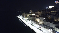 Nábřeží a město