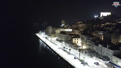 Nábřeží a město