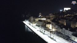 Nábřeží a město