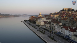 Nábřeží a město