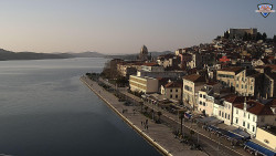 Nábřeží a město