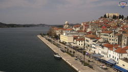 Nábřeží a město