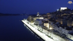 Nábřeží a město