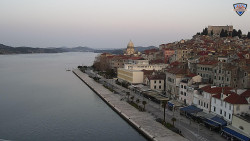 Nábřeží a město