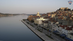 Nábřeží a město