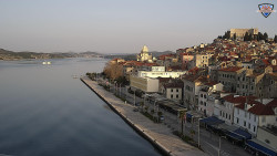 Nábřeží a město