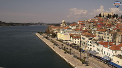 Nábřeží a město