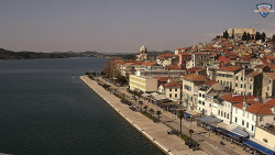 Nábřeží a město