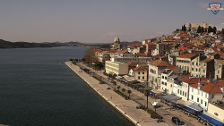 Nábřeží a město