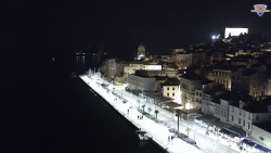 Nábřeží a město