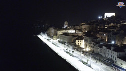 Nábřeží a město