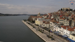 Nábřeží a město